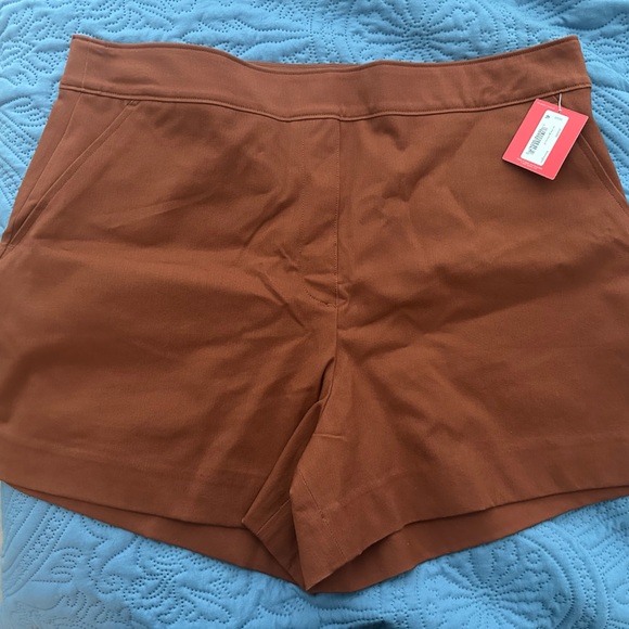 SPANX NWT shorts size L - Picture 2 of 7